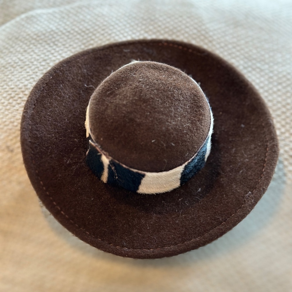 Mini Brown Felt Hat Hair Clip with Barrette